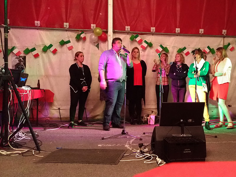 07__P&G_Sonorisation_jeux_de_lumiere_soiree_DJ_Video_evenements_fetes_Belgique_hainaut_leuze_Tournai_mons