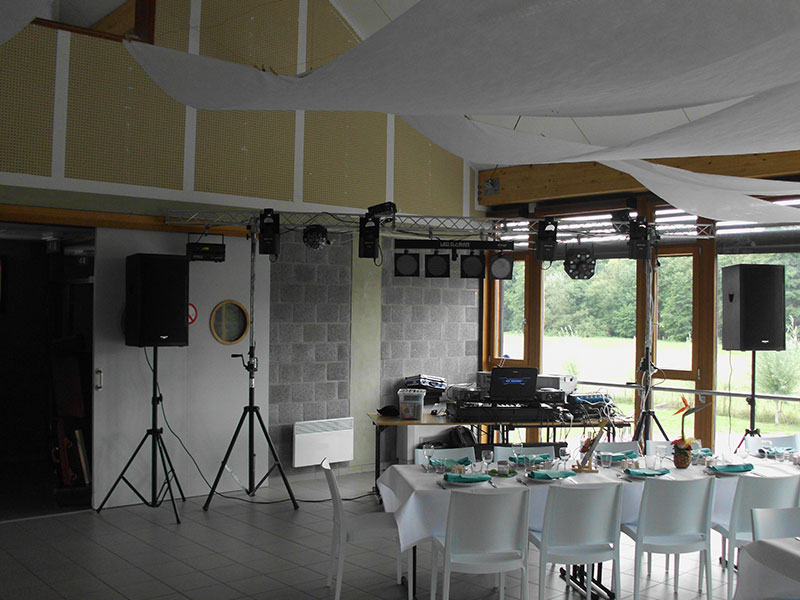 13_fete_particulier_P&G_Sonorisation_jeux_de_lumiere_soiree_DJ_Video_evenements_fetes_Belgique_hainaut_leuze_Tournai_mons